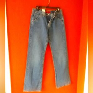Womens Levis 526 jeans /new/